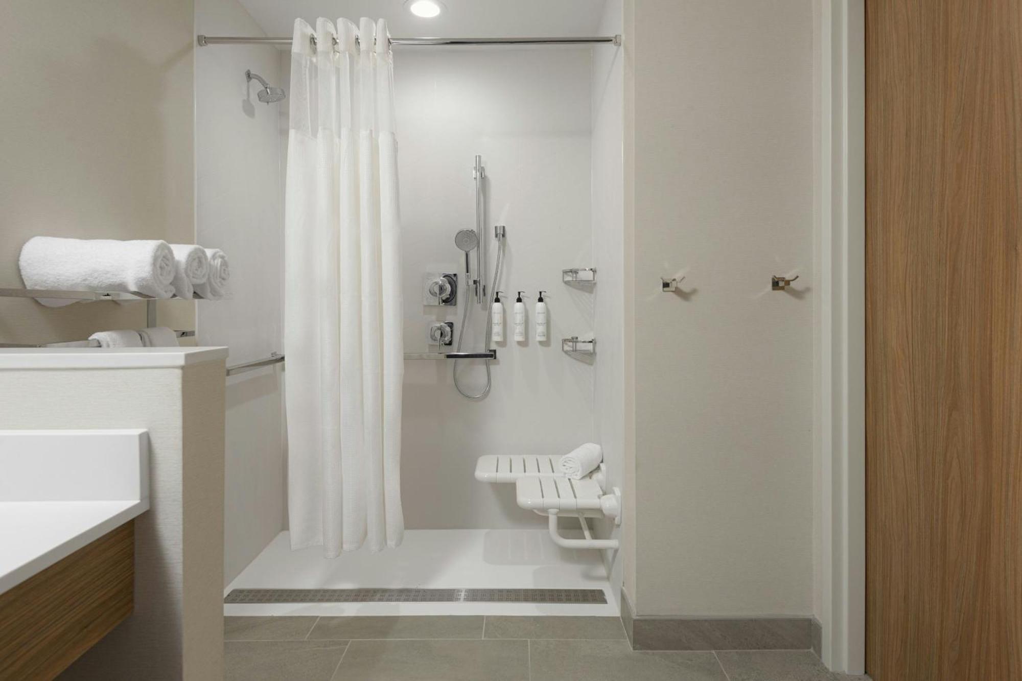 Fairfield By Marriott Inn & Suites Cincinnati Oakley Zewnętrze zdjęcie